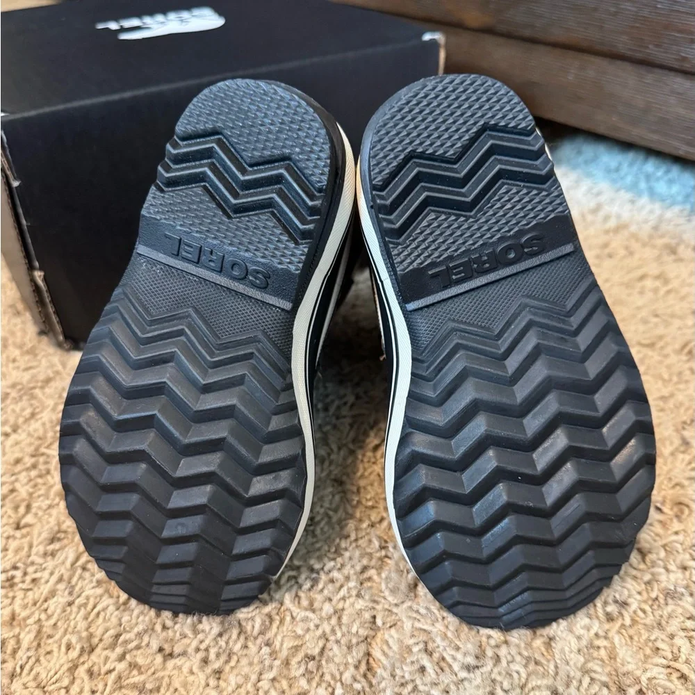 SOREL Yoot Pac TP Waterproof Boots - Size 9